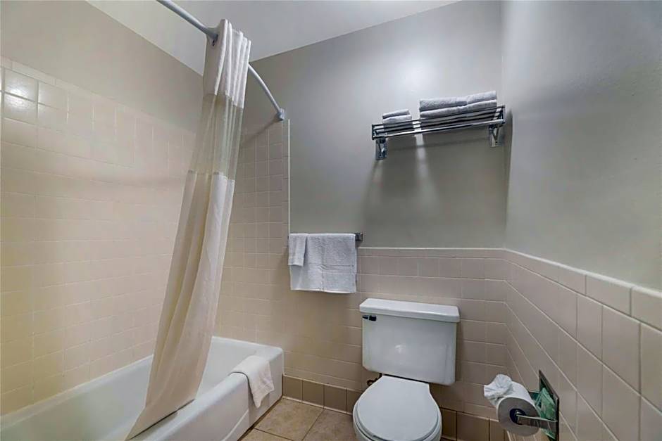 Best Western Maritime Inn