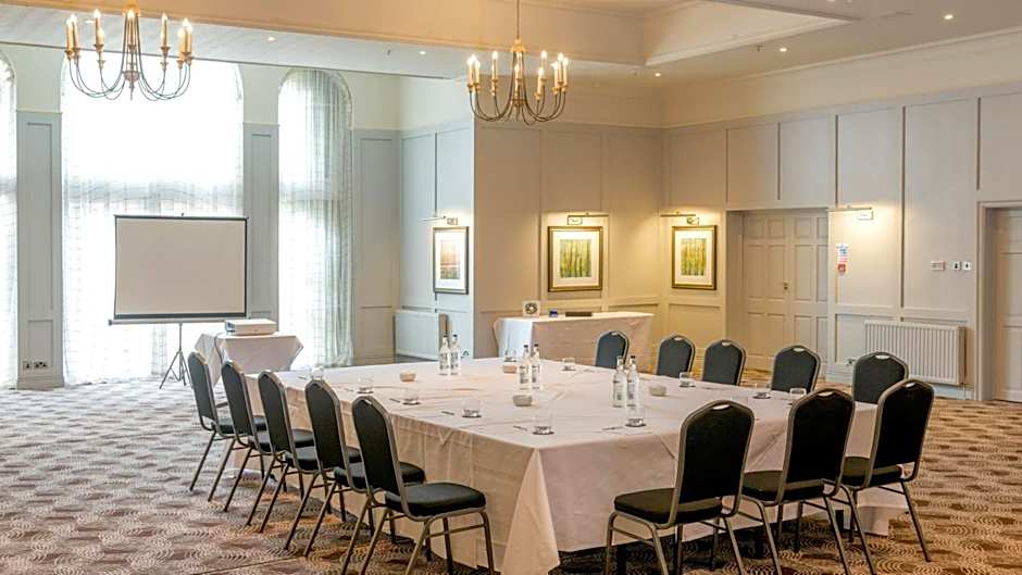 Holiday Inn Milton Keynes East M1 Junc 14 By IHG