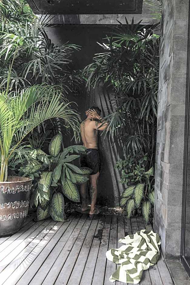 Black Villas Canggu Beach by OXO