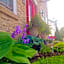 Sir Isaac Brock B&B Luxury Suites