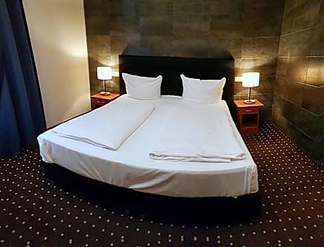 Business Triple Room