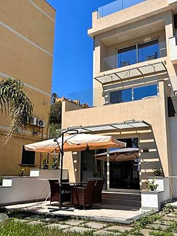 One-Bedroom Apartment with View