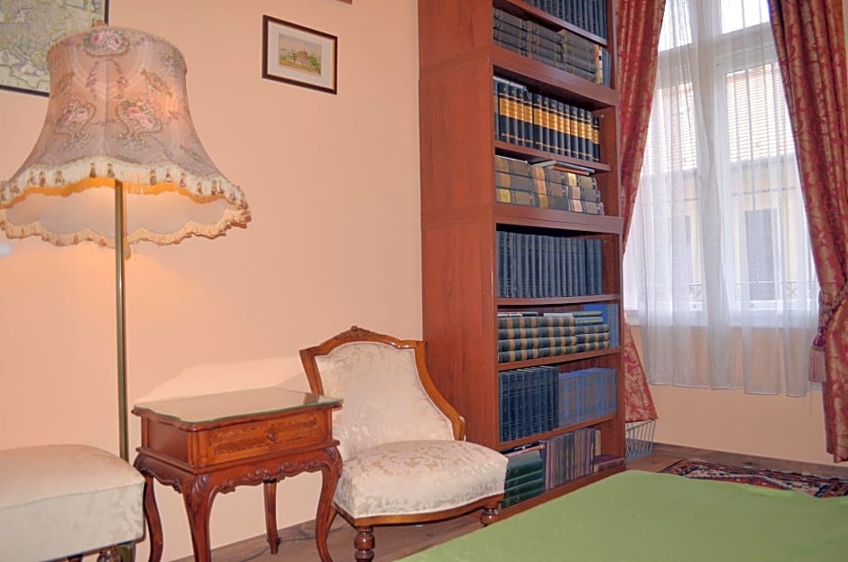 Central Market Apartments