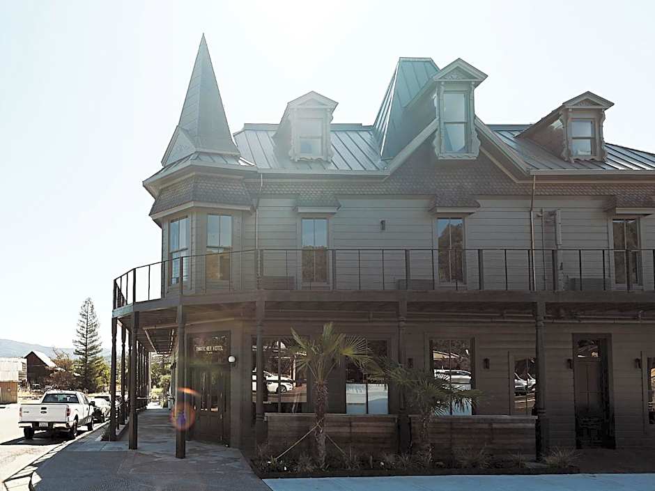 Thatcher Hotel