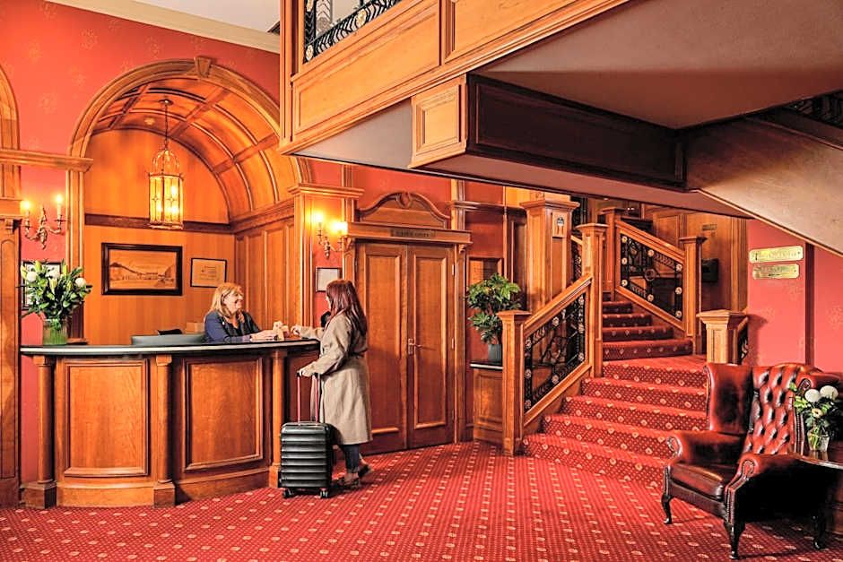 River Island Hotel