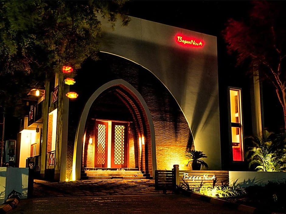 Bagan Nova Hotel