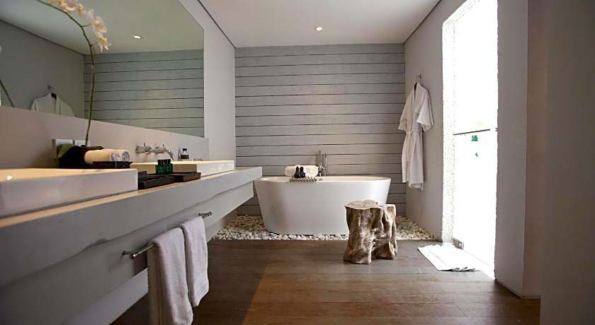 The Lombok Lodge Suites and Private Villa