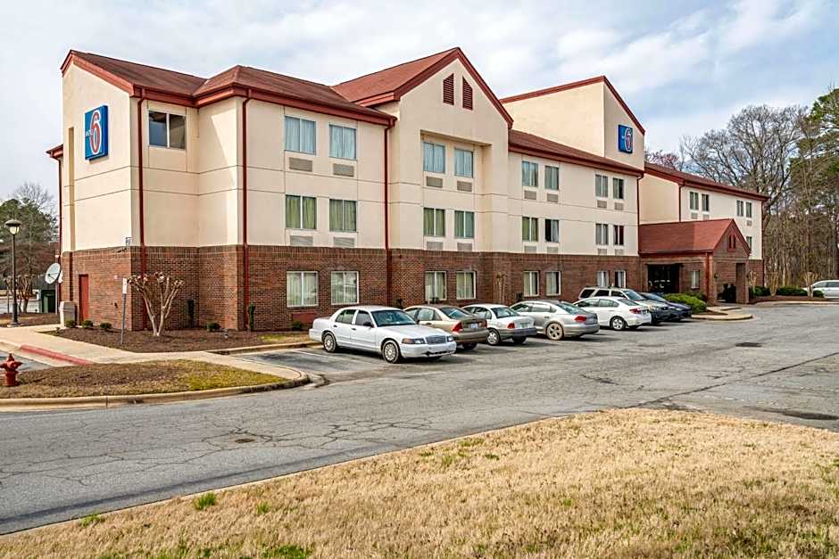 Motel 6-Rocky Mount, NC