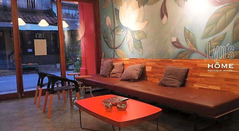 Yu Cafe Hostel