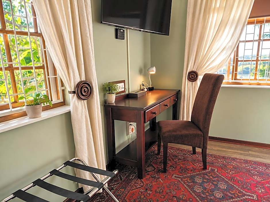 Moonriver Guesthouse