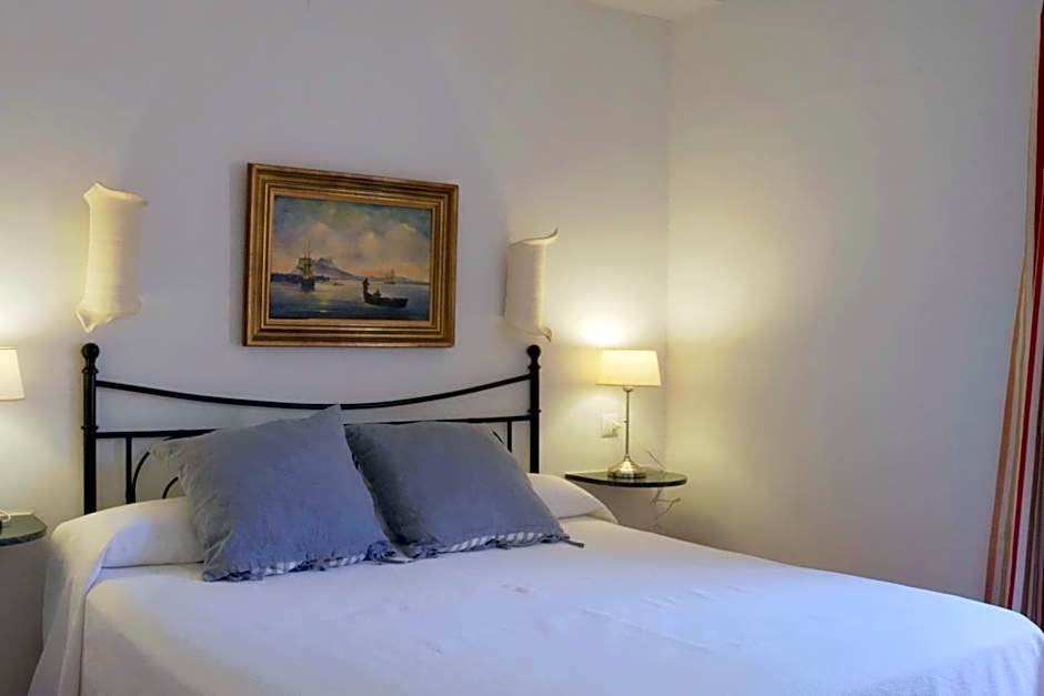 Hotel Madreselva - Grupo Califa