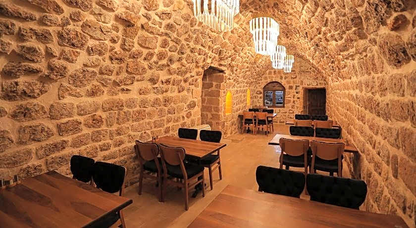 ANKAHAN KONAĞI
