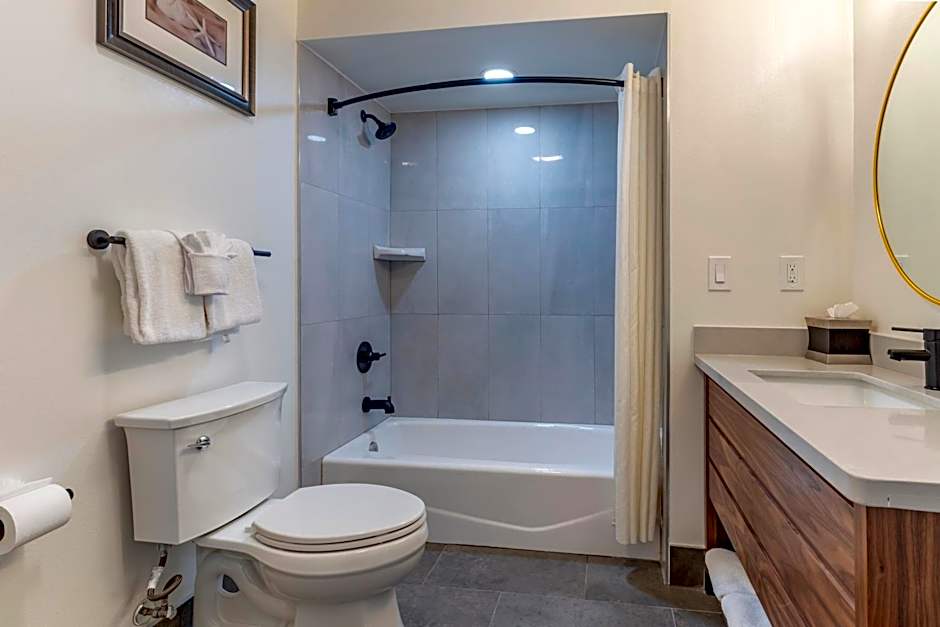 Best Western Carmel's Town House Lodge