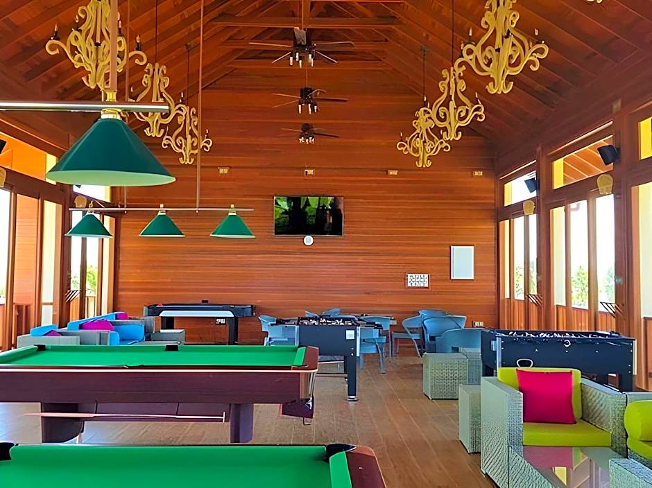 Araamu Hotels Maldives at Dhiffushi