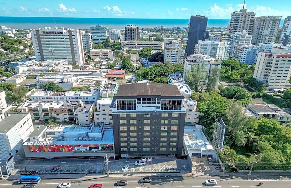 Weston Suites Hotel
