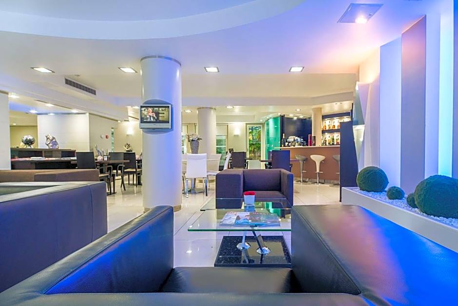 Best Western Plus Grand Hotel Victor Hugo