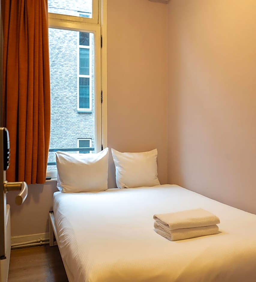 CS Hotel