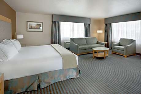King Room - Hearing Accessible - Non-Smoking