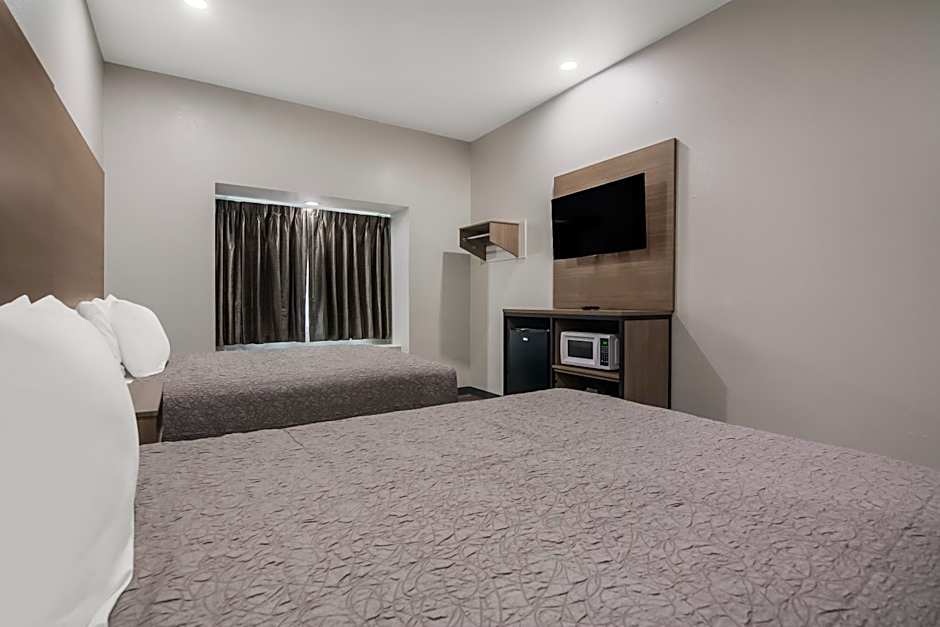 Americas Best Value Inn & Suites Lake Charles at I-210 Exit 5