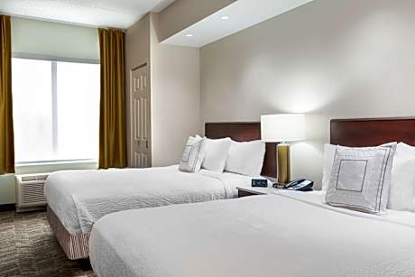 Queen Suite with Two Queen Beds and Trundle Sofa