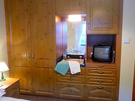Deluxe Double Room with Shower