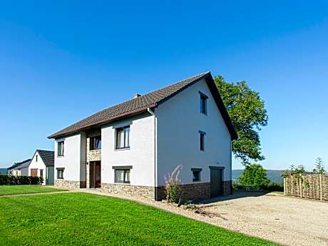 Rendeux Valley View Retreat