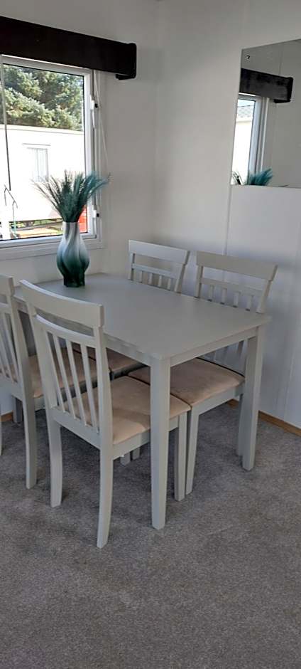 Bird's Bay cresswell towers