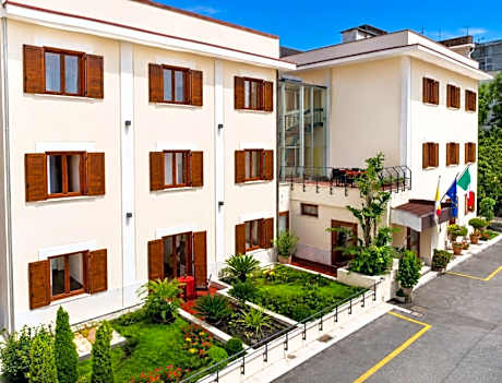 Hotel Diana