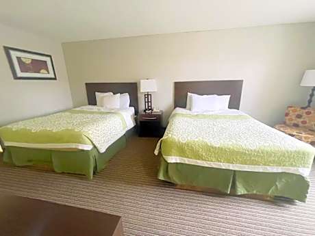 Queen Room with Two Queen Beds - Non-Smoking