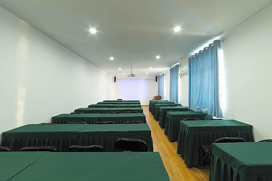 GreenTree Inn Nanchang Honggutan New District Cuiyuan Road Metro Station