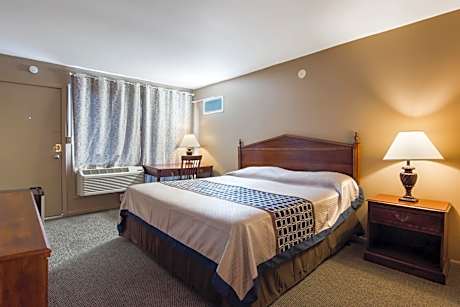 Double Room with Two Double Beds - Smoking