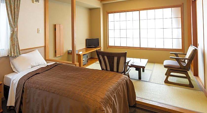 Ryokan Hakura