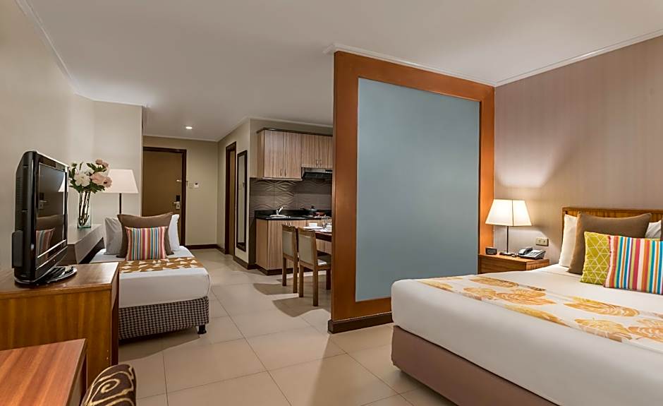 Photo 1 of 10 of Premier Suite