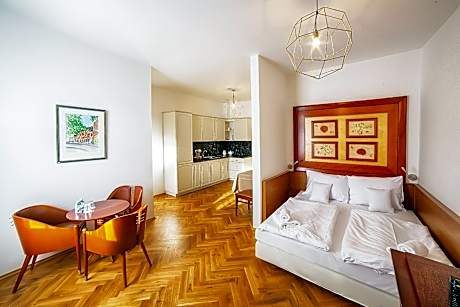 1 King Bed 2 Room Family Suite Non-Smoking