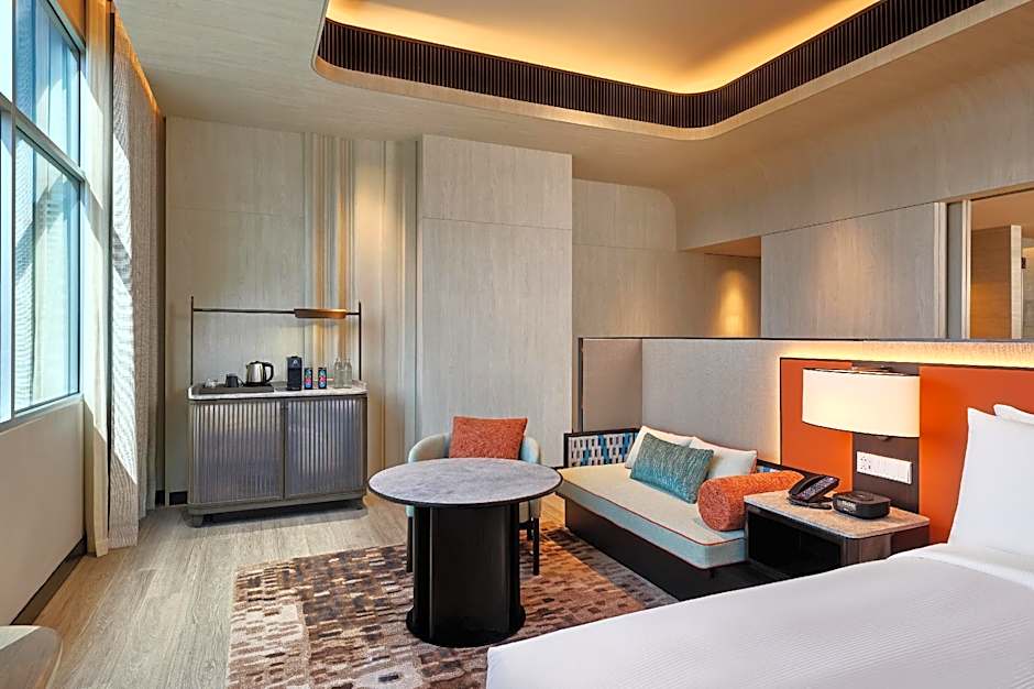 DoubleTree by Hilton Bangkok Ploenchit
