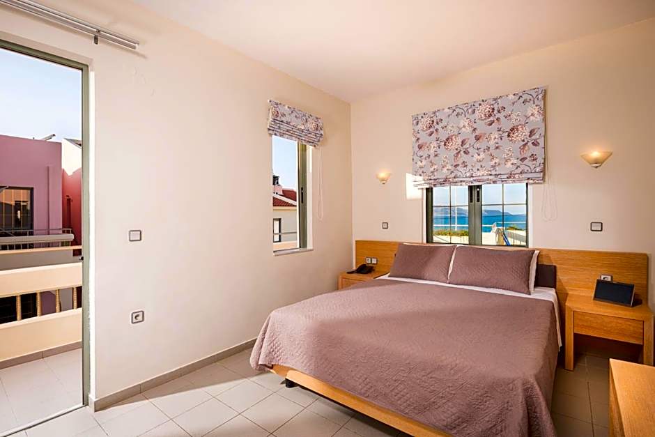 Mistrali Suites & Apartments