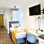Fox House Studios, City centre Aparthotel