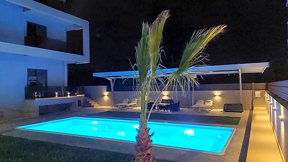 Luana Monte Apartments