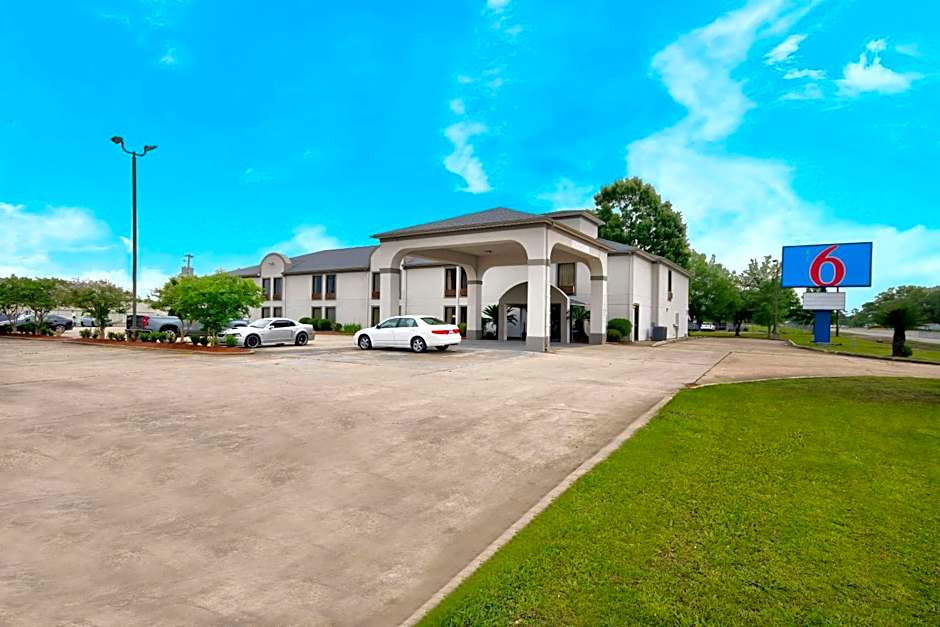 Motel 6-Abbeville, LA
