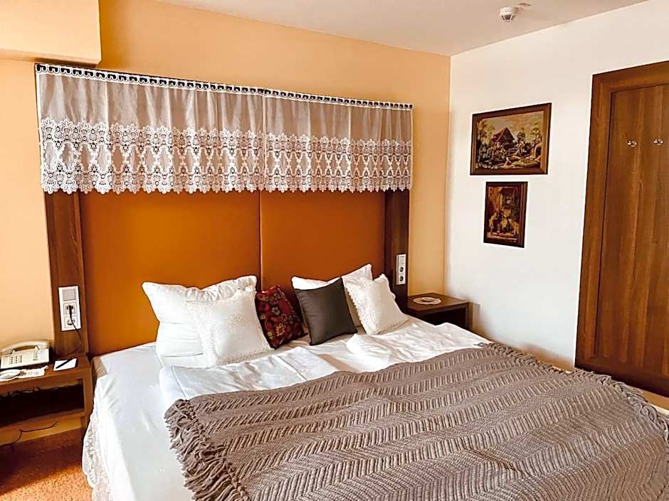 Tante ALMA's Mannheimer Hotel