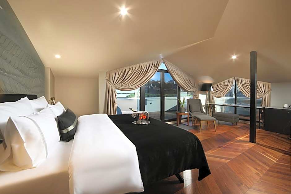 39 Kalamış Marina Hotel & Restaurant