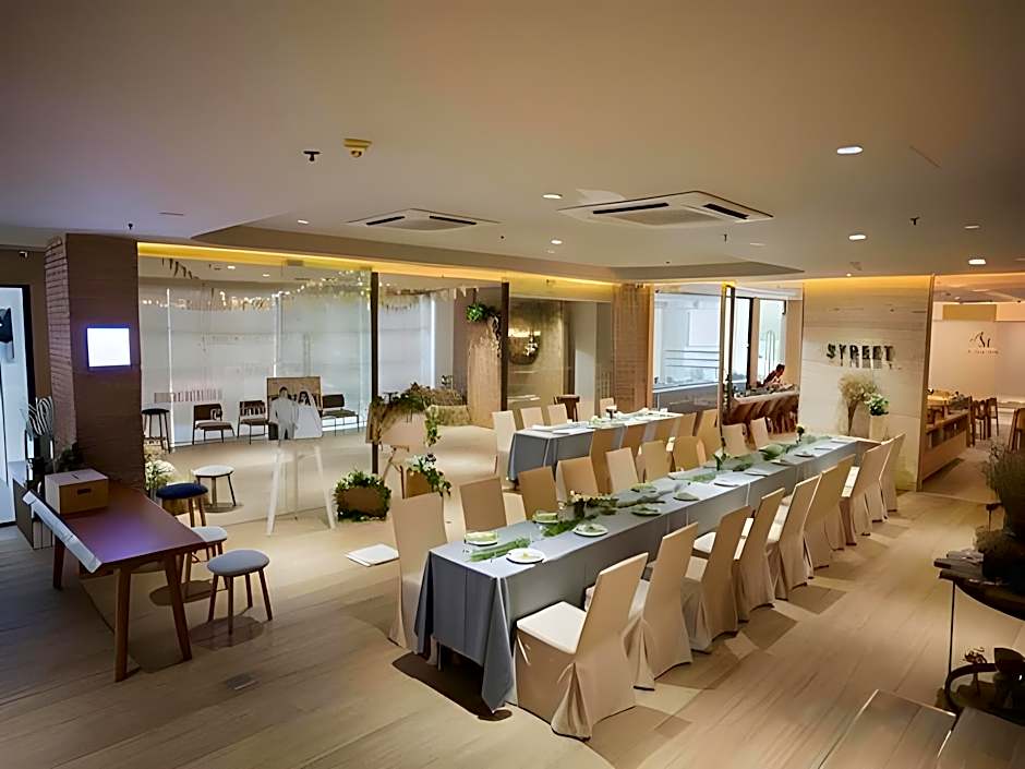 Clef Hotel Bangkok