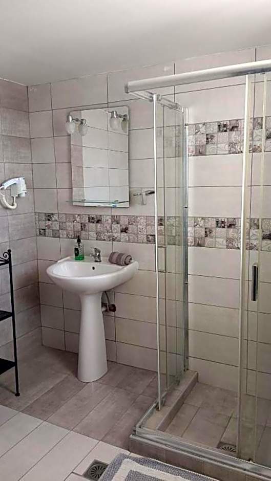 Maistrali Hotel & Restaurant