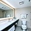 Holiday Inn Express - Delafield By IHG