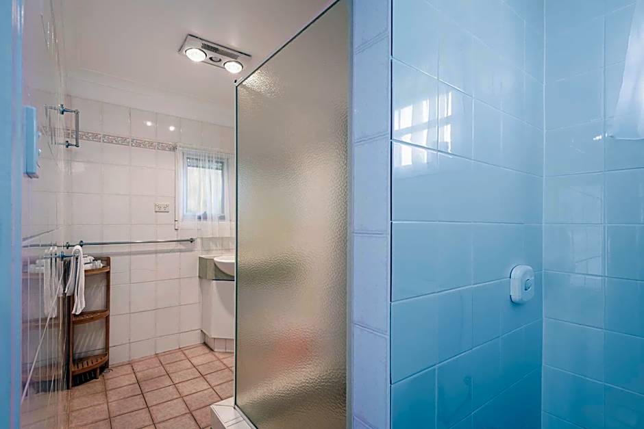 Albany Holiday Units