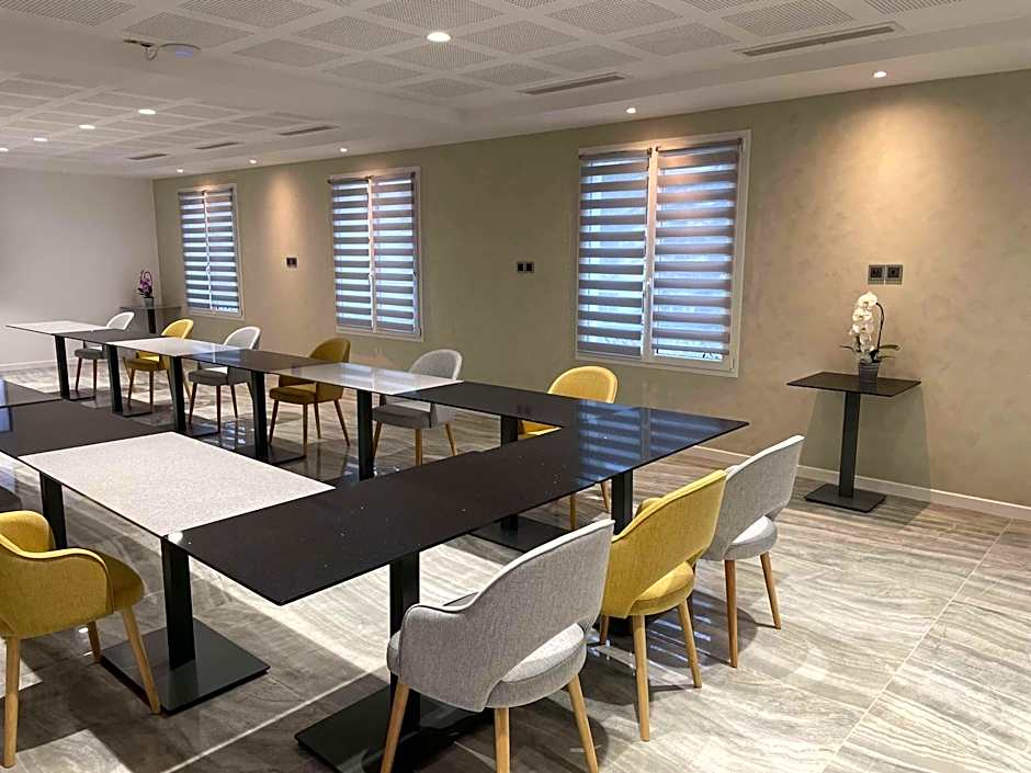 Brit Hotel Paris Orly Rungis