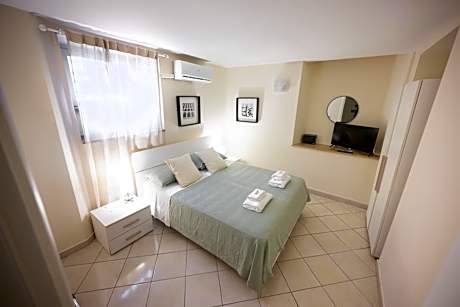 Double Room with Private External Bathroom