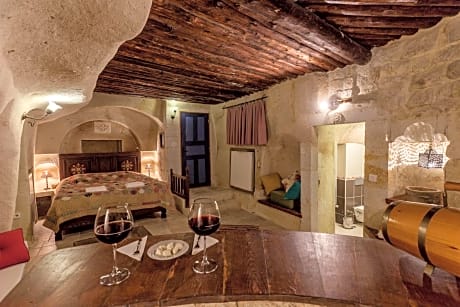 Underground Cave Room