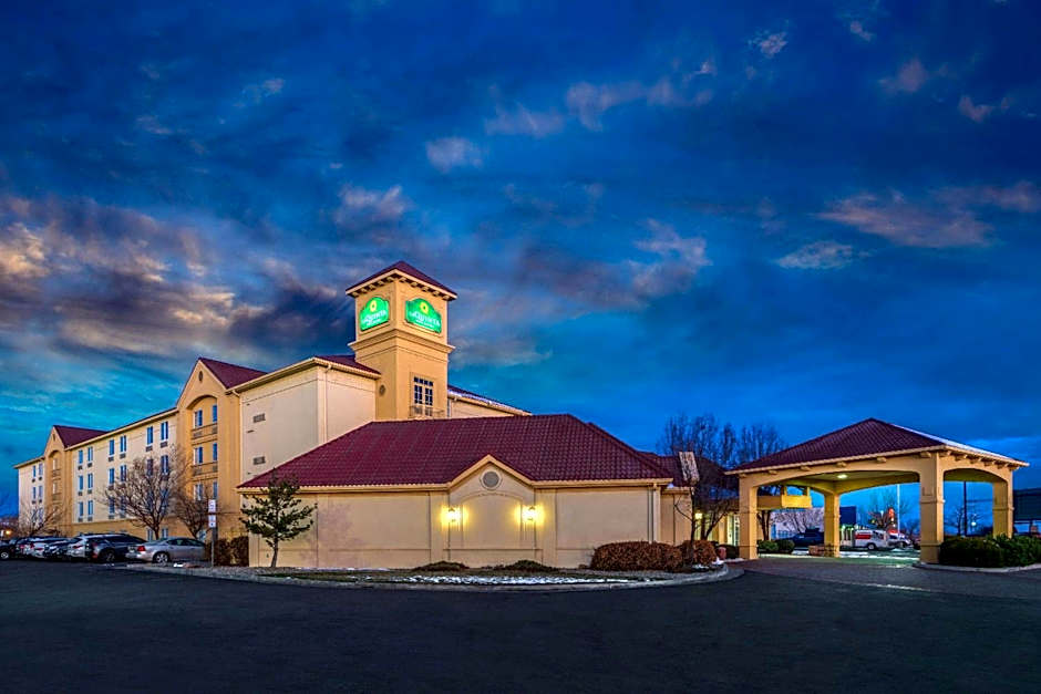 La Quinta Inn & Suites by Wyndham Pueblo
