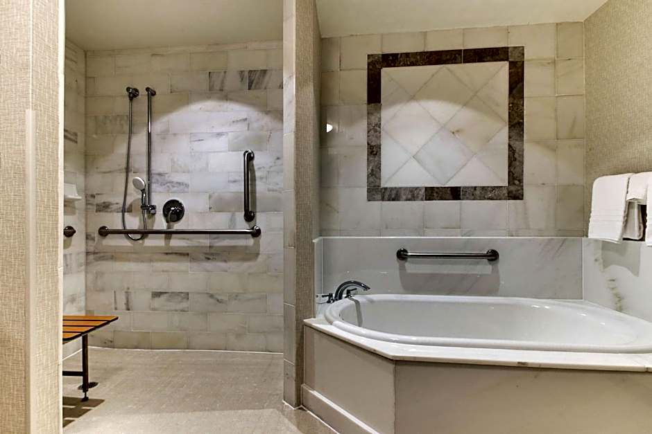 Drury Plaza Hotel Richmond